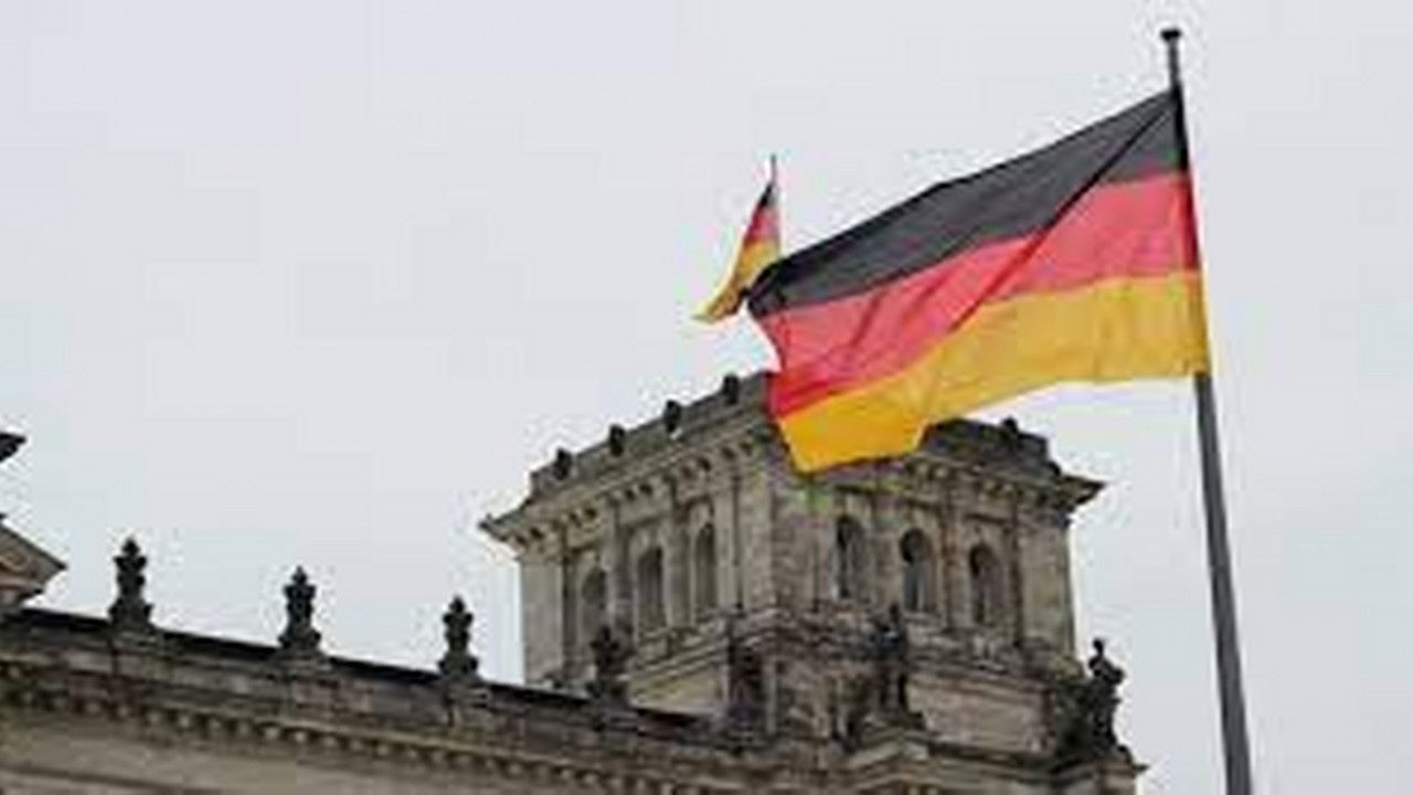 Almanya'da yatırımcı güveni geriliyor