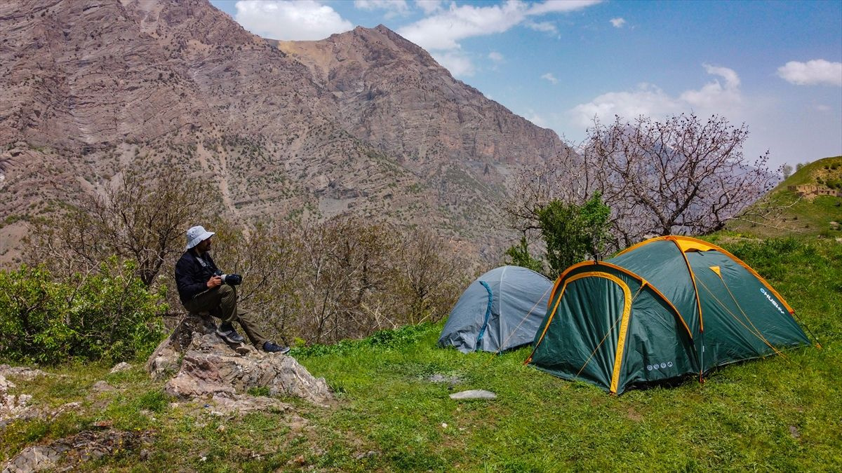 Van'da PKK'dan temizlenen bölgeler doğaseverlerin yeni rotası oldu