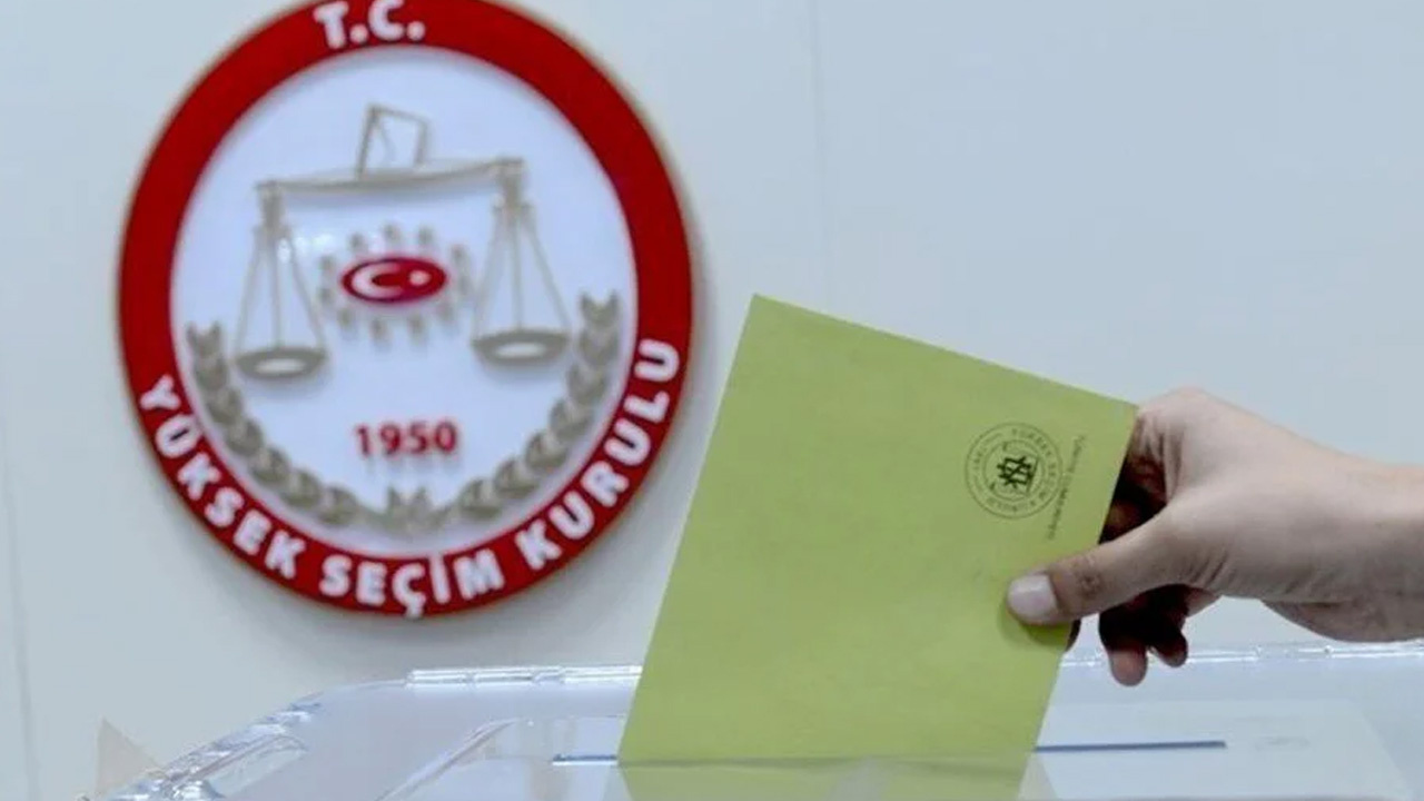 AK Parti başvurmuştu! Seçmen bilgi kağıdı tekrar dağıtılacak mı? YSK karar verdi