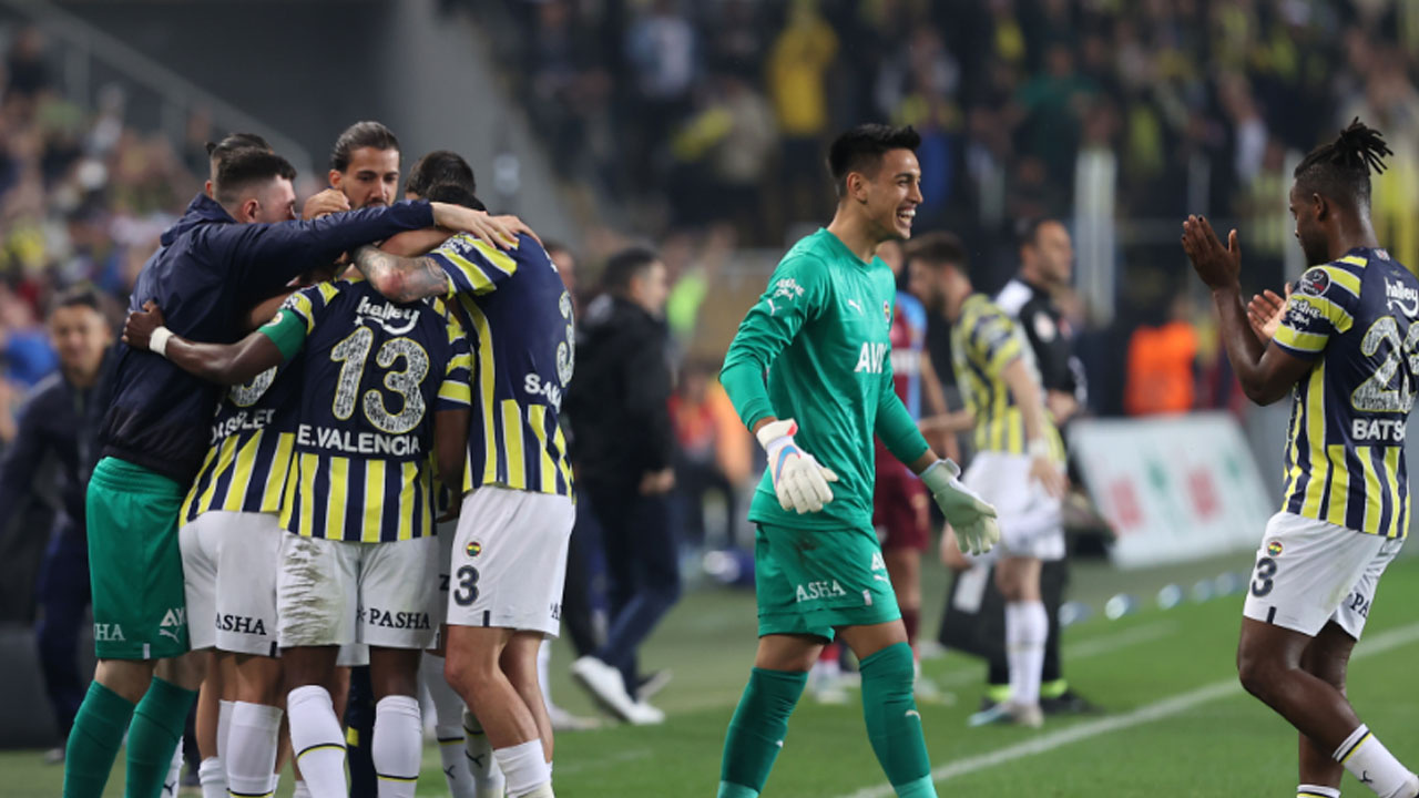 Fenerbahçe evinde Trabzonspor'u 3-1 mağlup etti