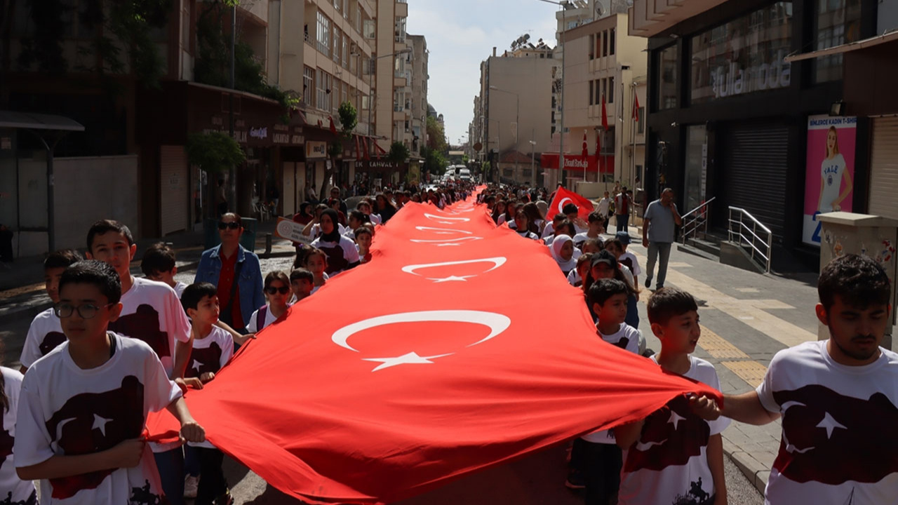 Kilis'te, 19 Mayıs Atatürk'ü Anma, Gençlik ve Spor Bayramı kutlaması