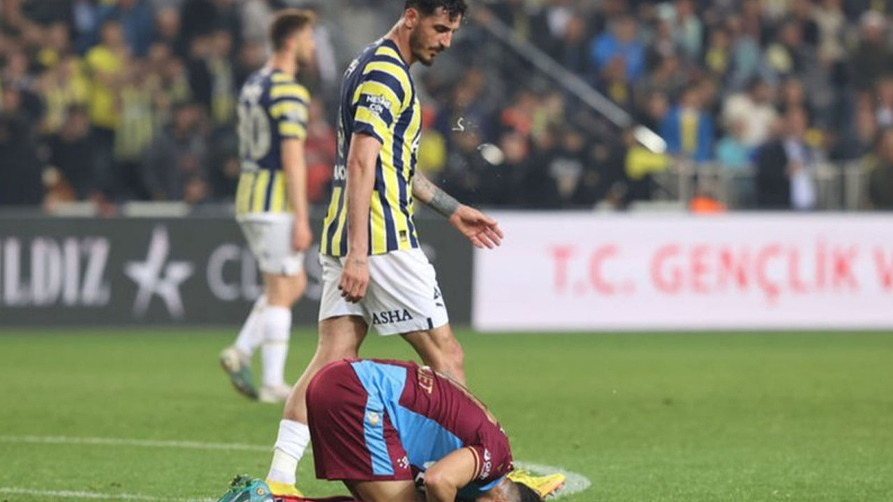 Trabzonspor'dan Fenerbahçeli futbolcu Samet Akaydın'a kınama