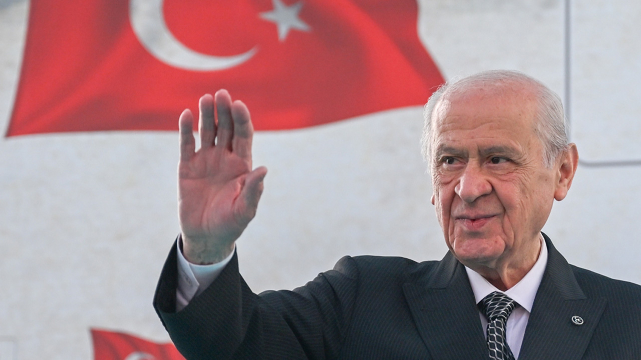 MHP lideri Devlet Bahçeli Hatay'da; "Koalisyon hükümeti olsa altından kalkamazdı"