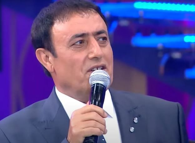 Nuri Sesigüzel'in cenazesinde neye uğradığını şaşırdı! Mahmut Tuncer: Yüzsüz müsün!