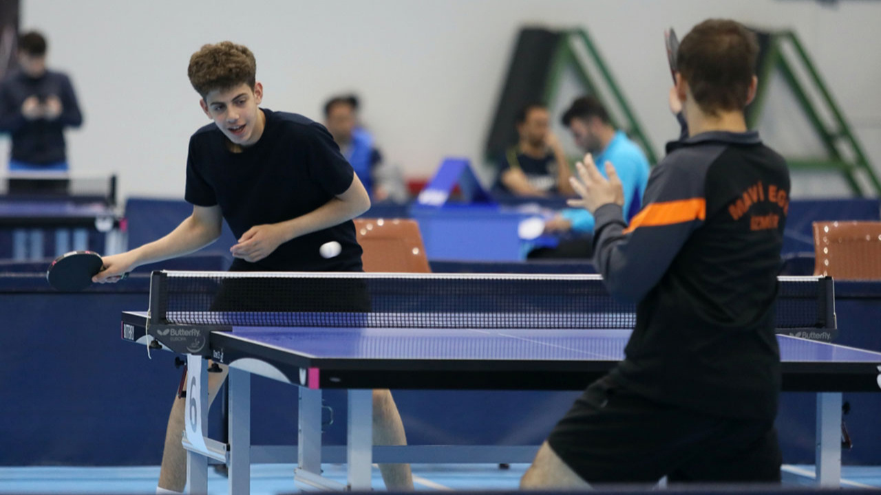 Yıldızlar ve Gençler Masa Tenisi Ferdi Türkiye Şampiyonası başladı