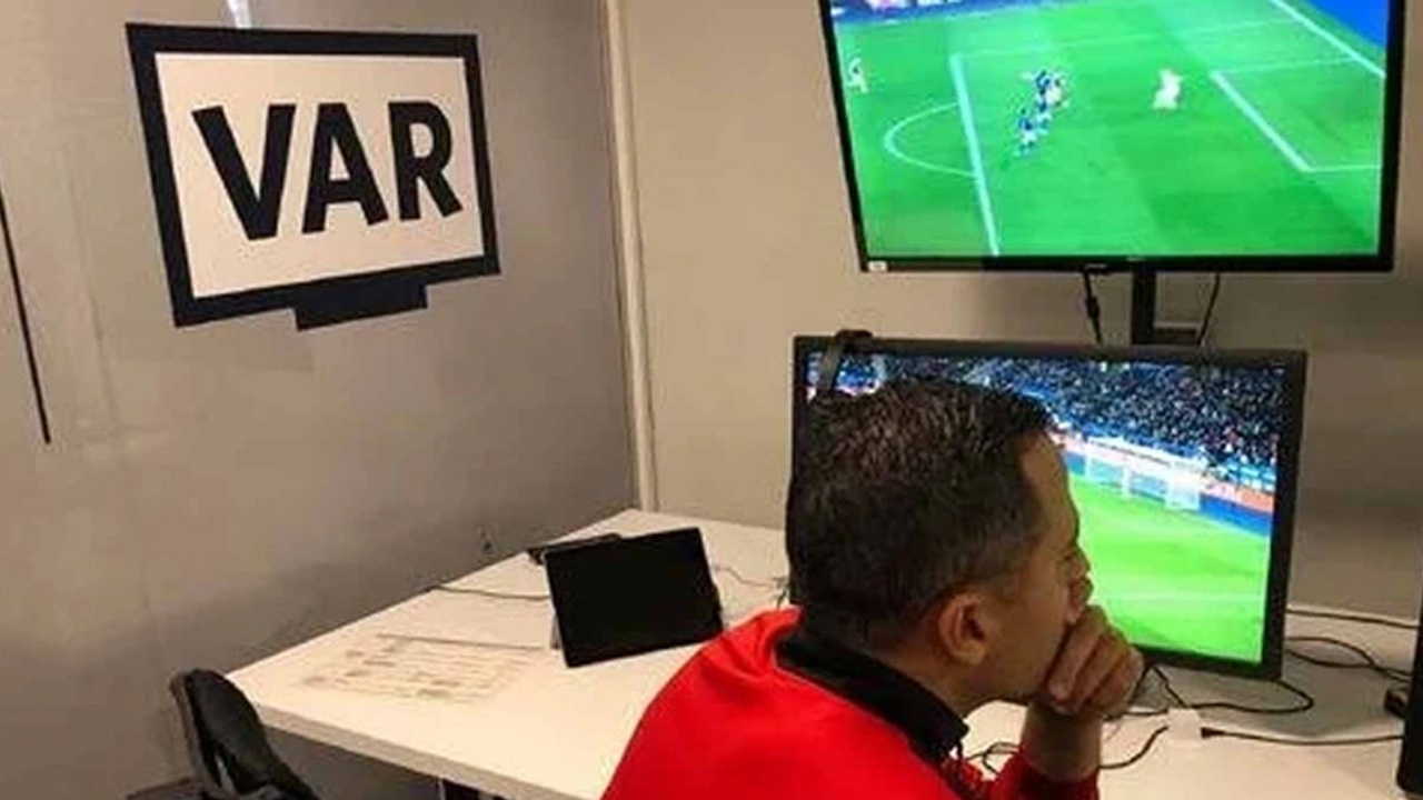 Fenerbahçe-Sivasspor maçının VAR'ı Alper Ulusoy oldu