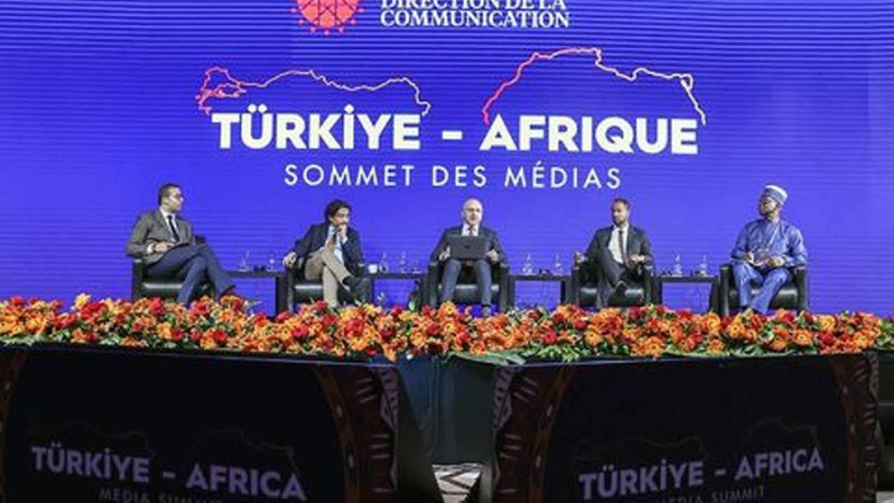 SETA'da düzenlenen panelde Türkiye-Afrika ilişkileri konuşuldu