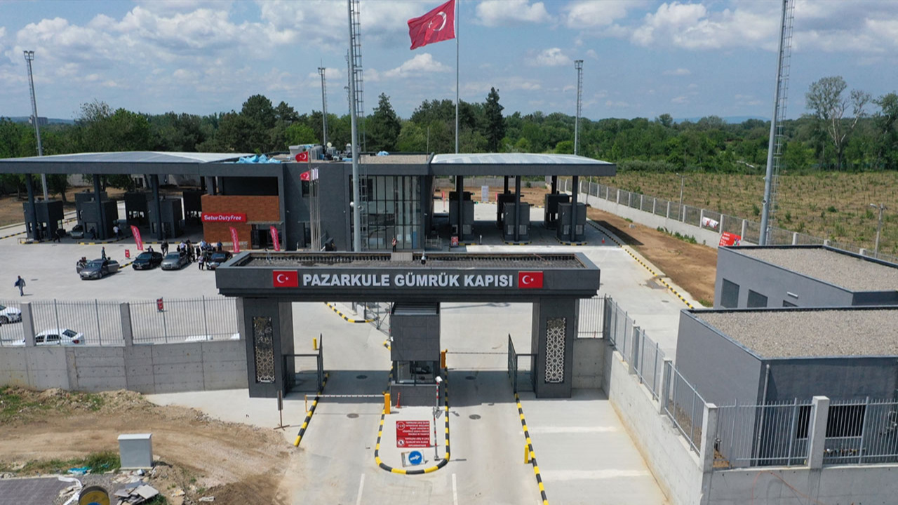 Edirne Pazarkule Sınır Kapısı'nda giriş çıkışlar hızlanacak