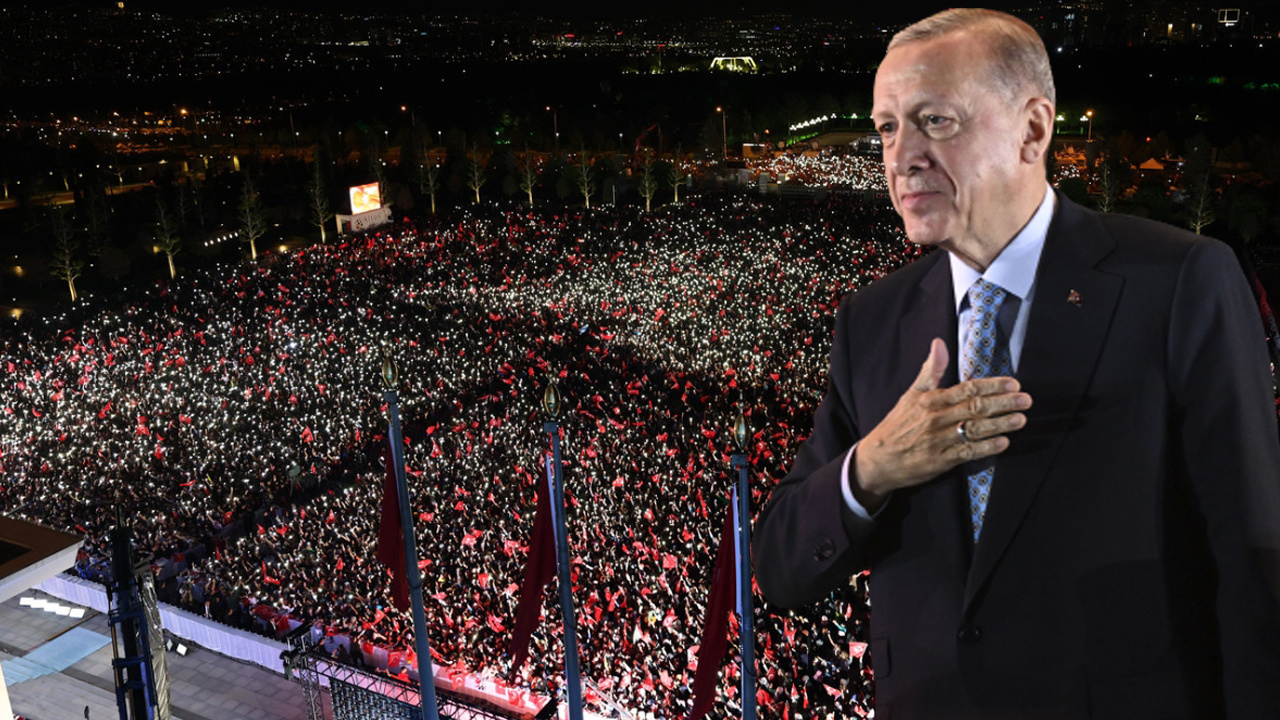 Erdoğan kazandı, yüzbinler Külliyeye akın etti! Balkon konuşmasına yoğun ilgi: Alan hınca hınç doldu taştı!