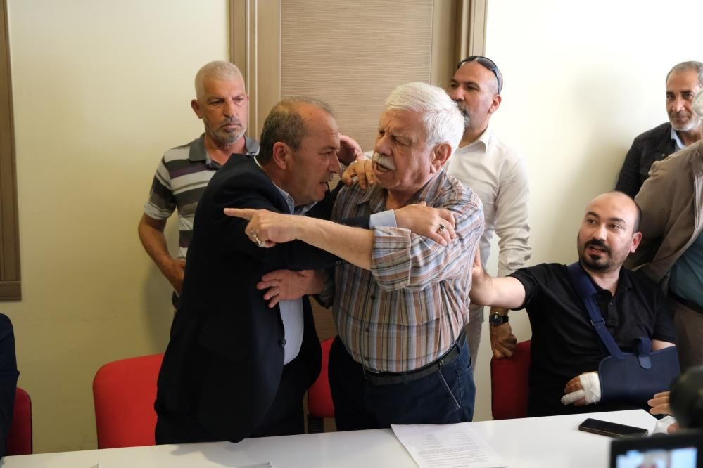 CHP’de kurultay talebi ortalığı karıştırdı! Kılıçdaroğlu'na tek adam mesajı: "Adalet diyeceksin, partinde uygulamayacaksın"