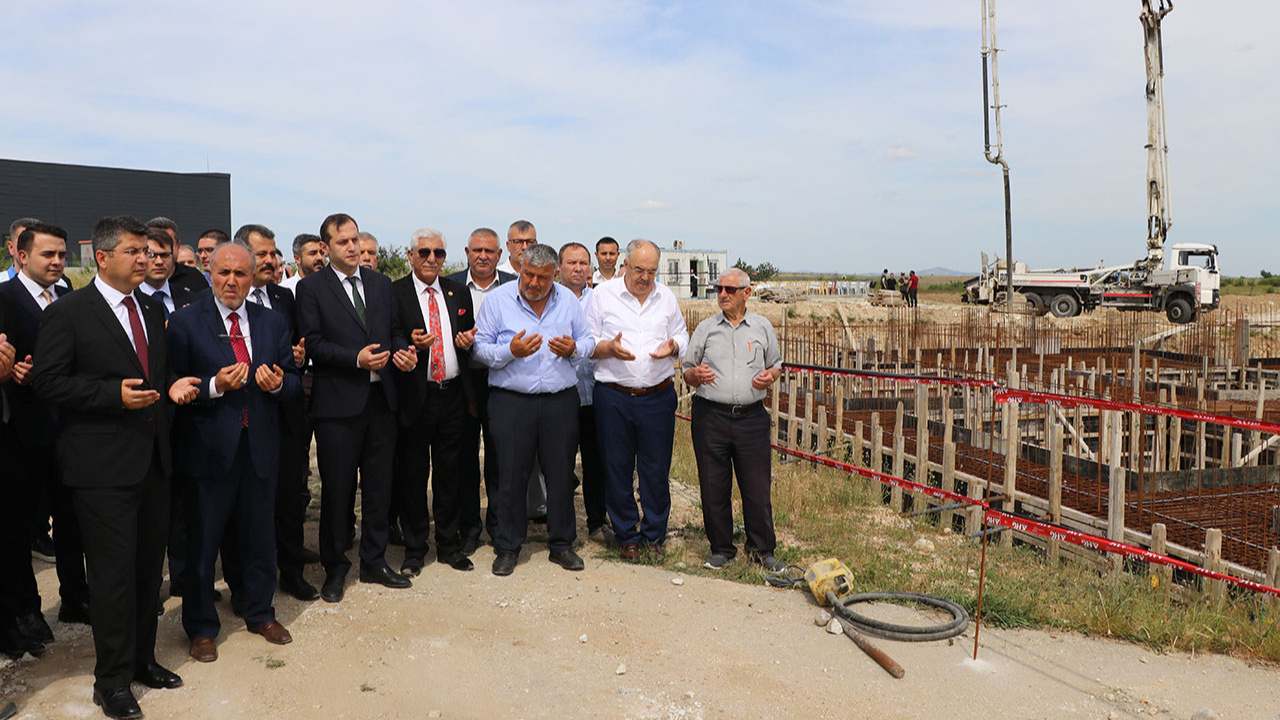 Edirne OSB'de sanayiciler cami yaptırıyor