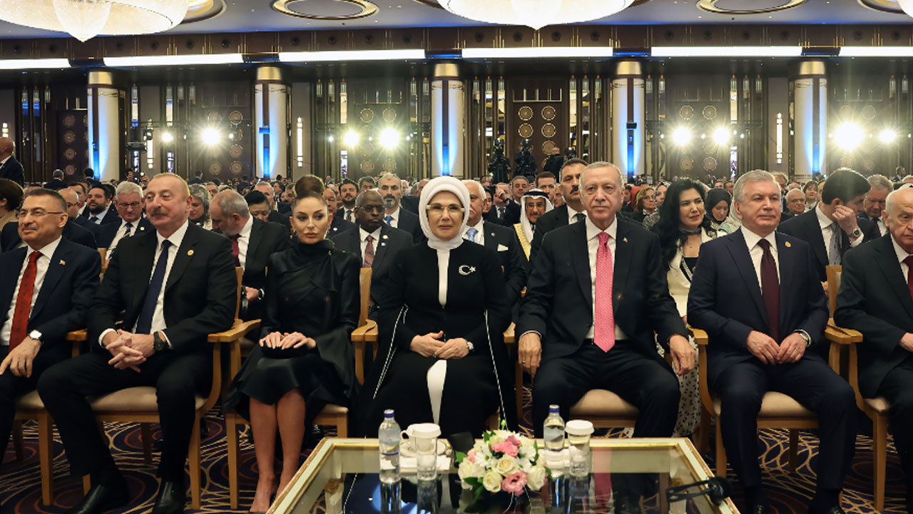 Beştepe'deki törende Nikol Paşinyan İlham Aliyev'in arkasına oturtuldu