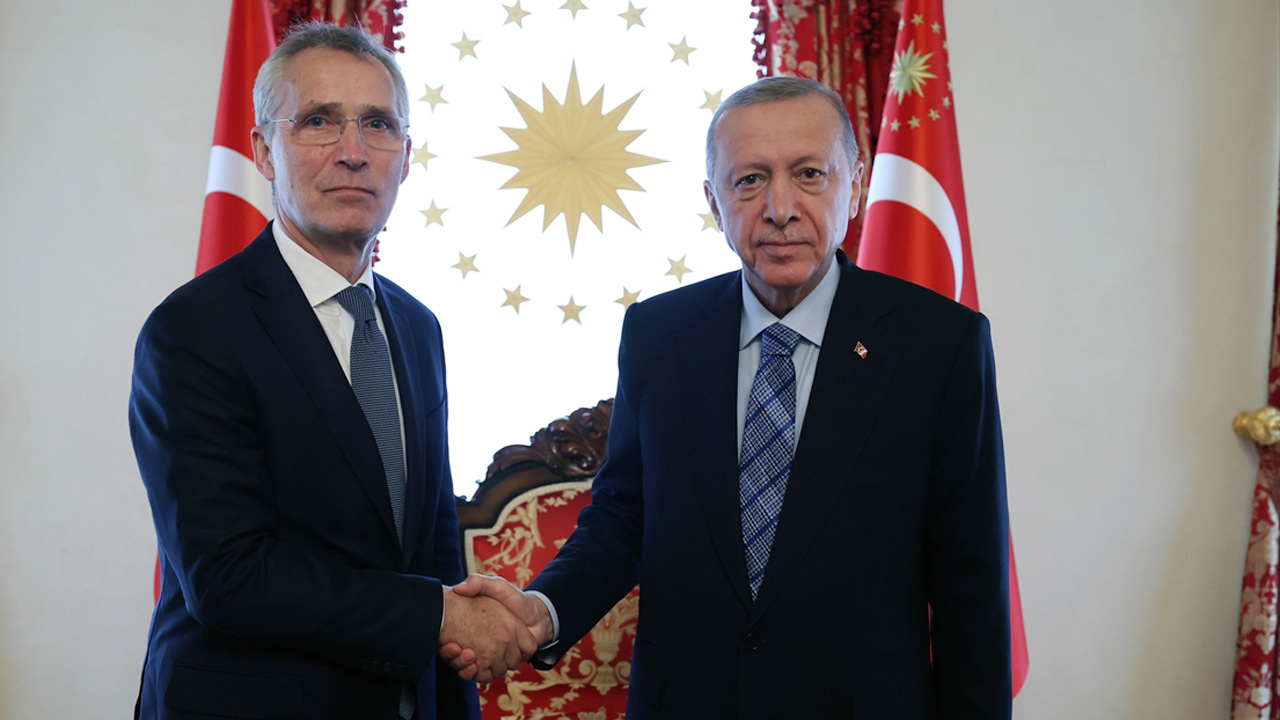 Cumhurbaşkanı Erdoğan ile görüşen NATO Genel Sekreteri Stoltenberg: İsveç üzerine düşeni yaptı