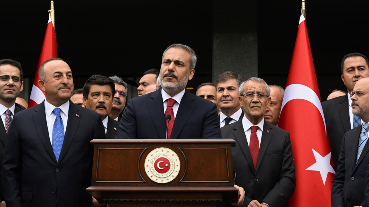 Dışişleri Bakanı Hakan Fidan, görevi Mevlüt Çavuşoğlu'ndan devraldı! İlk kez kamuoyu önünde konuştu