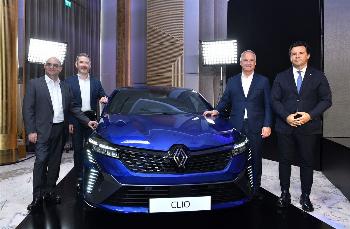 Yeni Renault Clio Türkiye'de tanıtıldı. İşte Renault'un efsanesi!