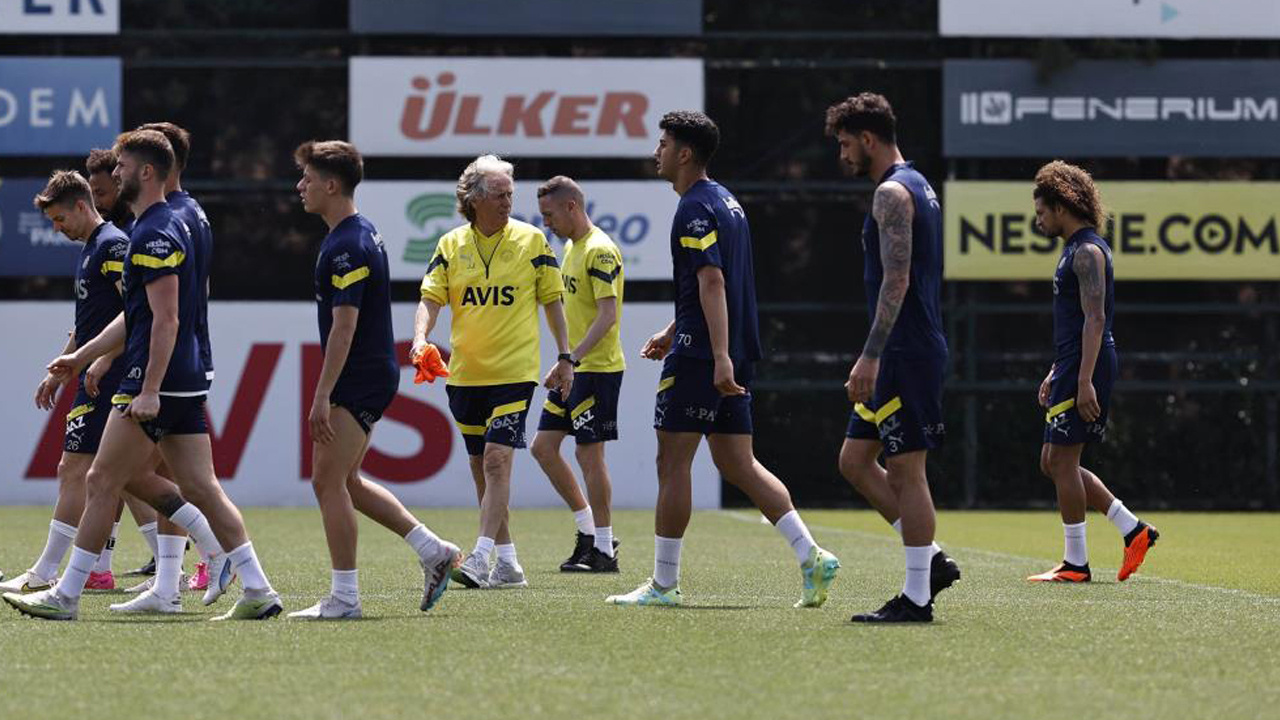 Fenerbahçe, Başakşehir maçı hazırlıklarını sürdürdü