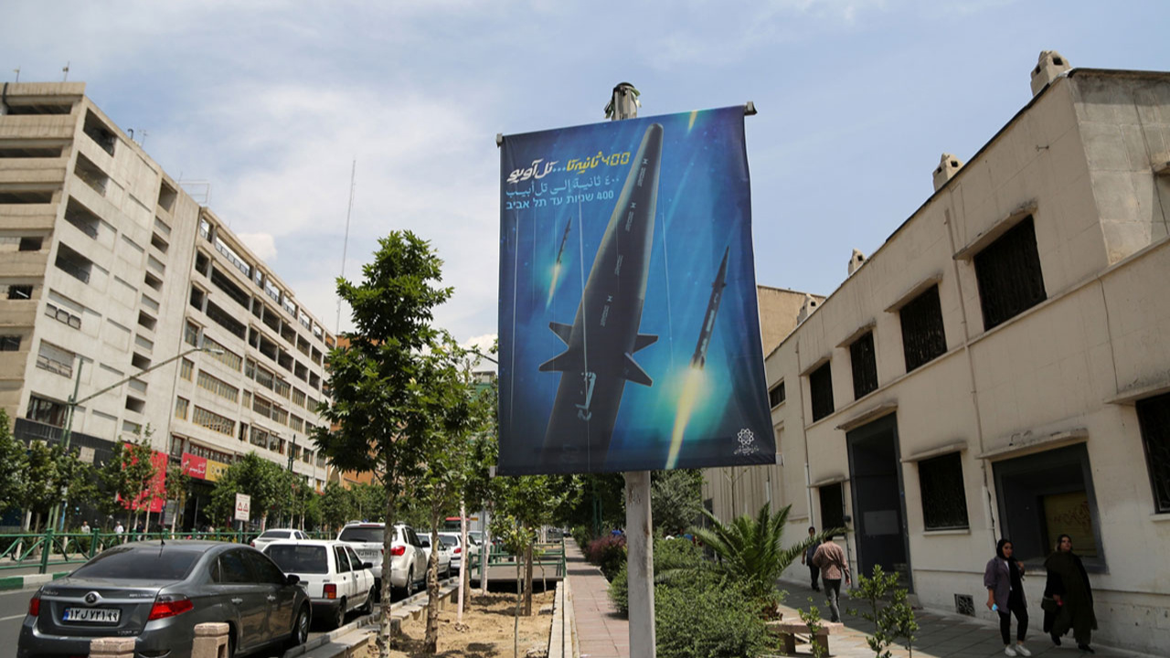 İrandan İsrail’e İbranice mesaj: Tel Aviv'e 400 saniye!