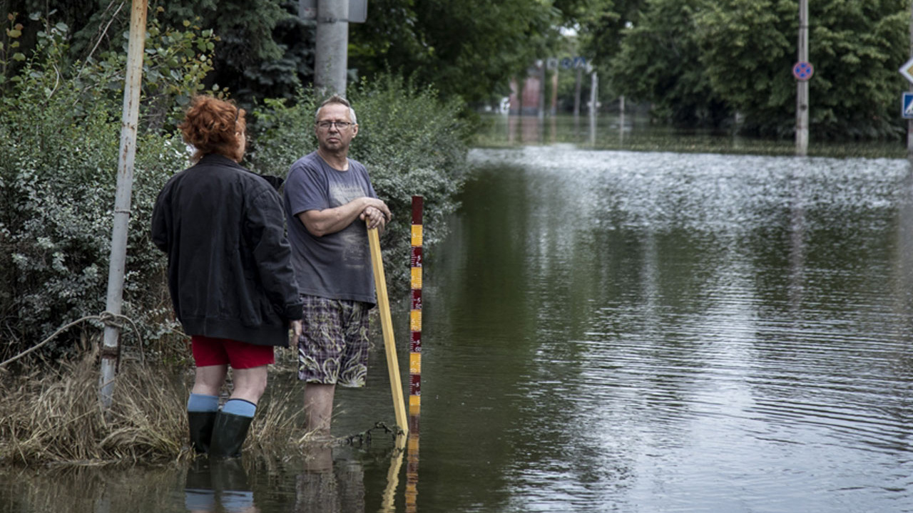 Ukrayna'da durum fena!  Baraj yıkıldı sular altında kaldı