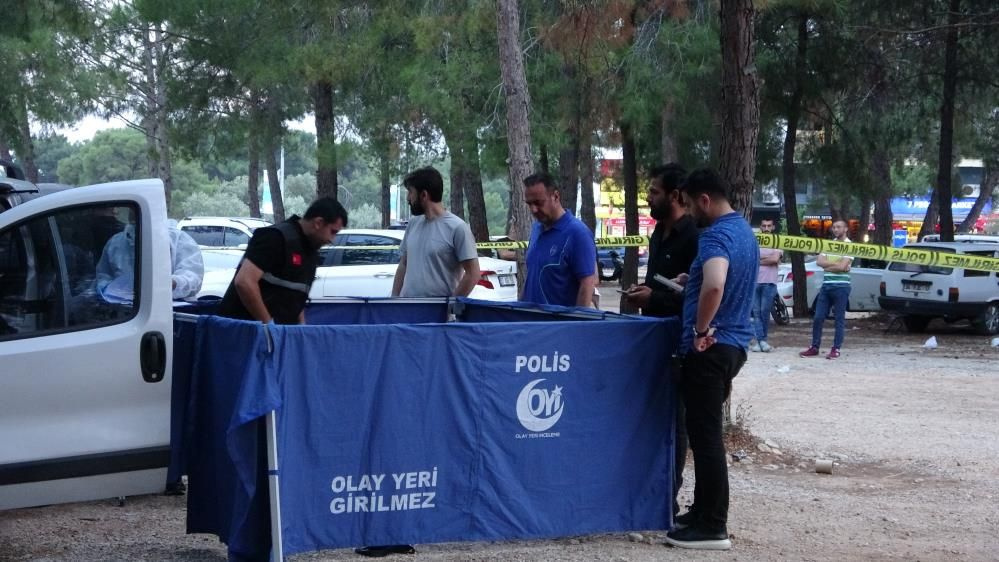 Antalya'da korkunç olay! Park halinde otomobilde cansız bedeni bulundu