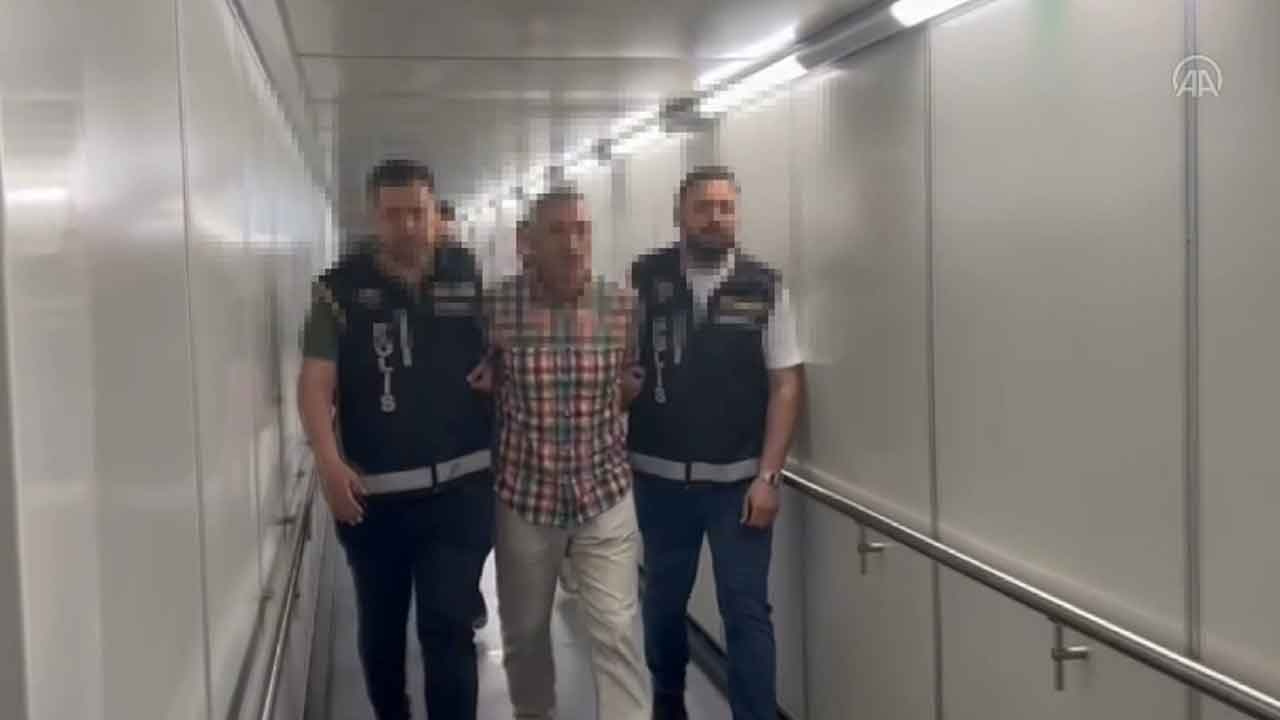 'Sarallar'ın lideri Alaattin İlyas Saral havalimanında yakalandı