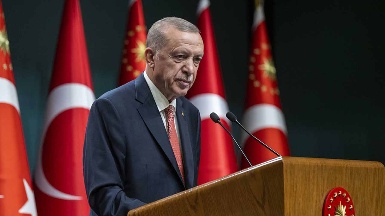 Cumhurbaşkanı Erdoğan'dan "Babalar Günü" mesajı