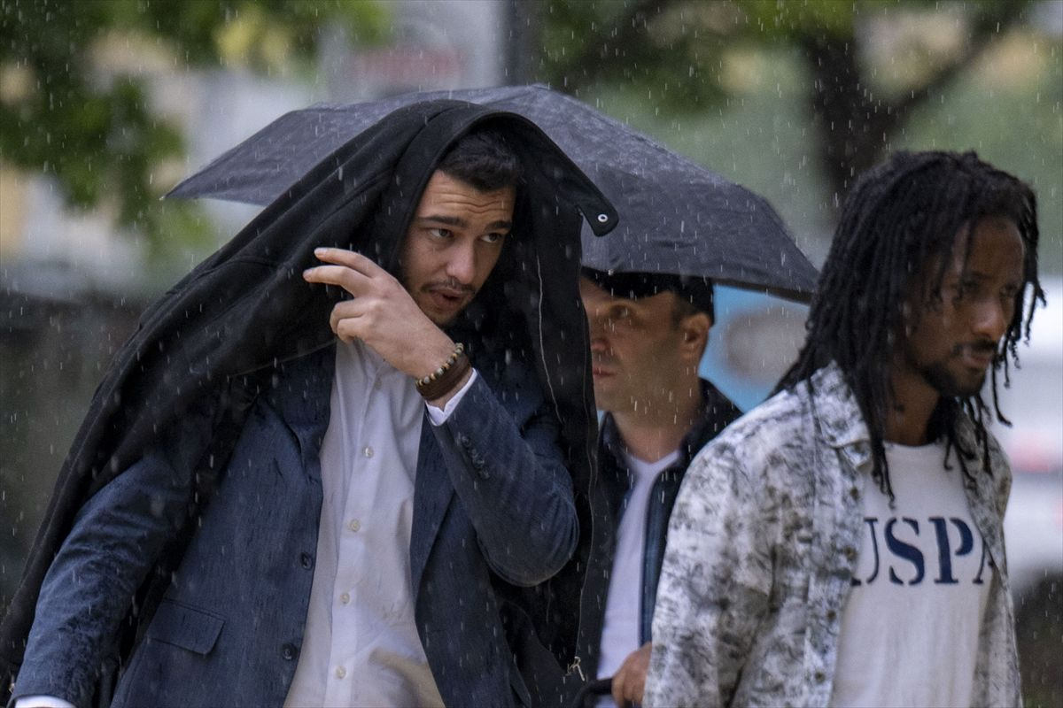 Son yağışlar! 13 şehirde alarm verildi yaz sıcakları ise kapıda! Meteoroloji profesörü Orhan Şen tarihi açıkladı