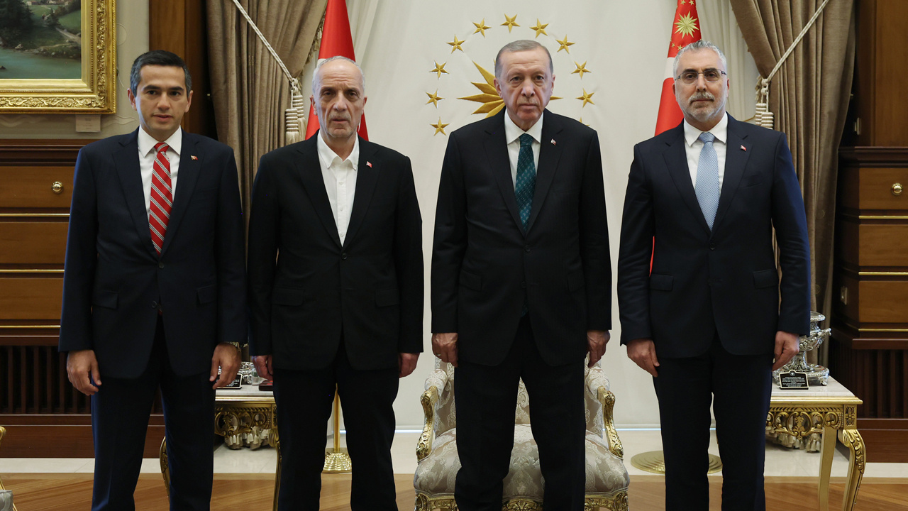 Cumhurbaşkanı Erdoğan, TİSK ve Türk-İş başkanlarını kabul etti!