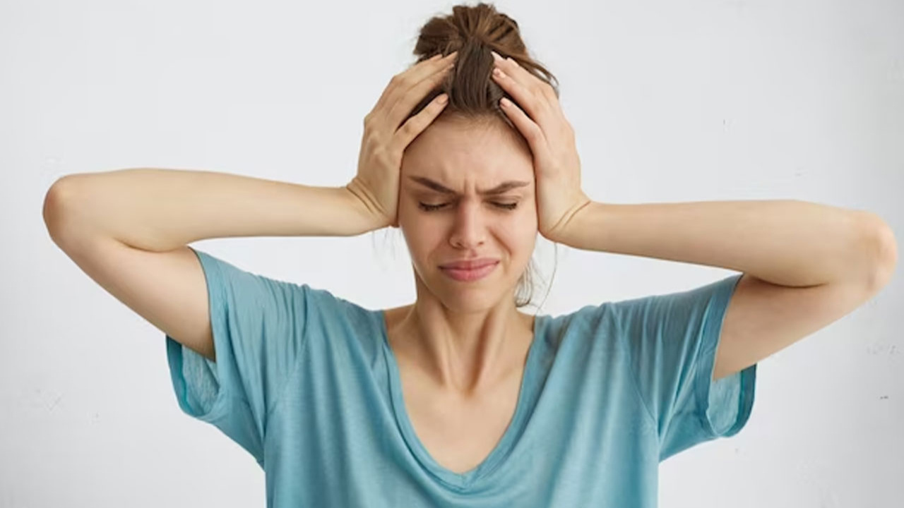 Ani başlayan şiddetli baş ağrısı ya da baş dönmesi felç sebebi olabilir!