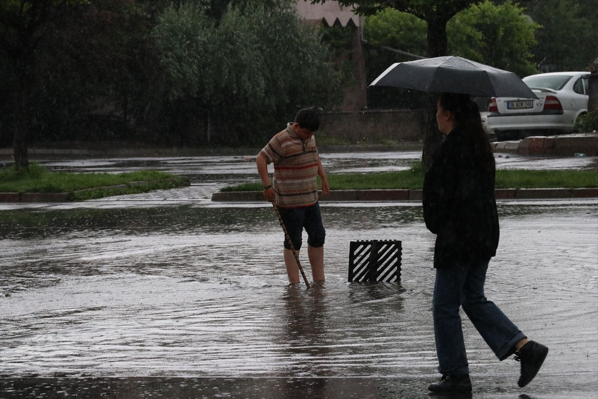 Türkiye'ye de sıçradı: Süper El Nino geliyor! Meteoroloji ise 10 il için sarı kodlu uyarı yaptı