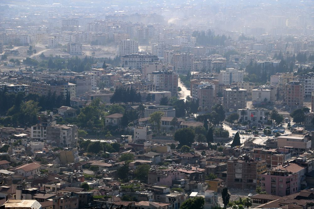 Depremin izleri! Hatay aylar sonra görüntülendi “Anılarımızın üzerinden kepçeler geçiyor”