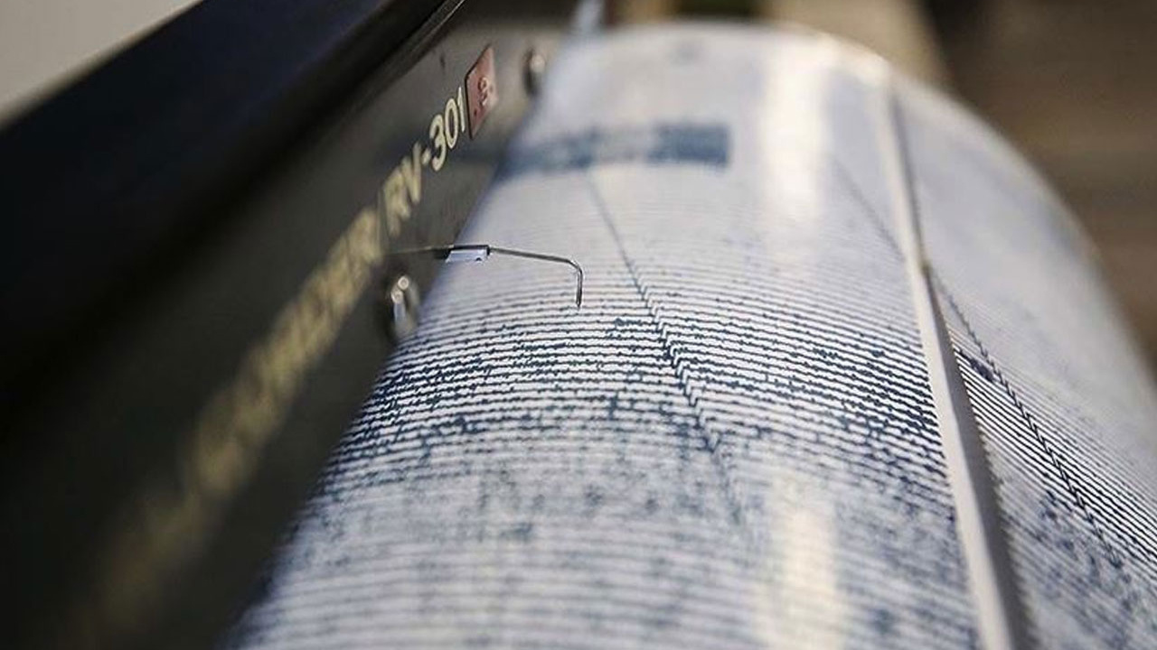 Deprem oldu panik yaşandı! AFAD son depremin şiddetini açıkladı
