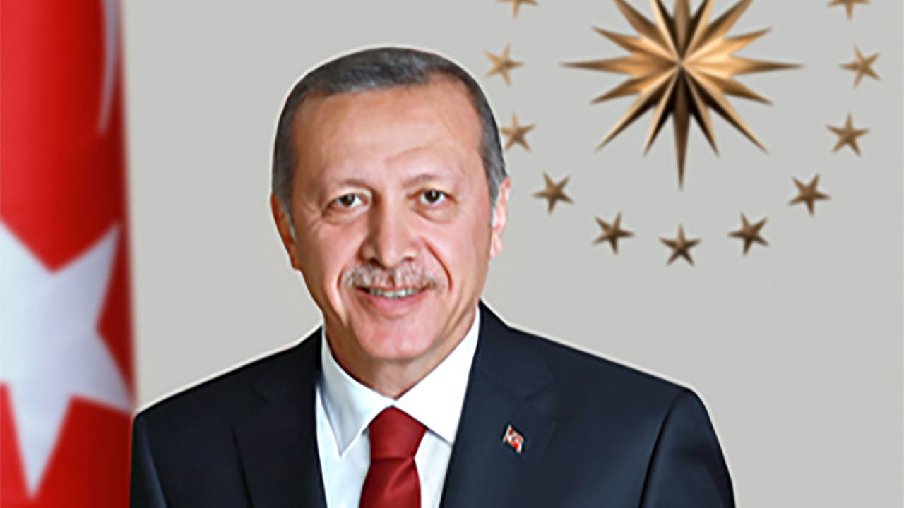 Cumhurbaşkanı Erdoğan hudutta ve sınır ötesinde görevli Mehmetçiğin bayramını kutladı