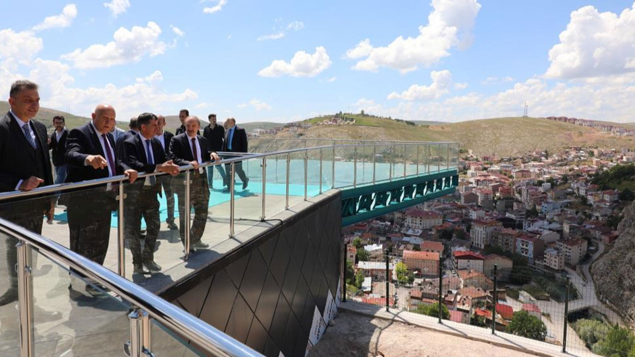 Bayburt seyir terası tamamlandı! Resmi açılışı Cumhurbaşkanı Erdoğan yapacak