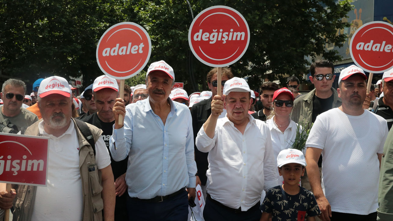 Tanju Özcan, CHP Genel Merkezi'ne yürüyor! Kılıçdaroğlu'nu o koltuktan indirmeye gidiyorum