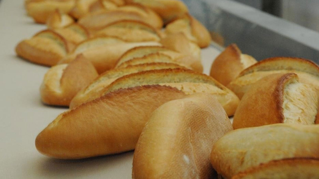 İzmir'den sonra İstanbul'da da ekmeğe zam geliyor! Zamlı ekmek 10 lira mı olacak?
