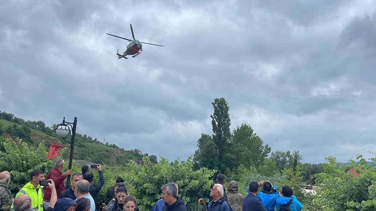 Bartın'ı sel vurdu! Mahsur kalan 70 işçi helikopterle tahliye ediliyor