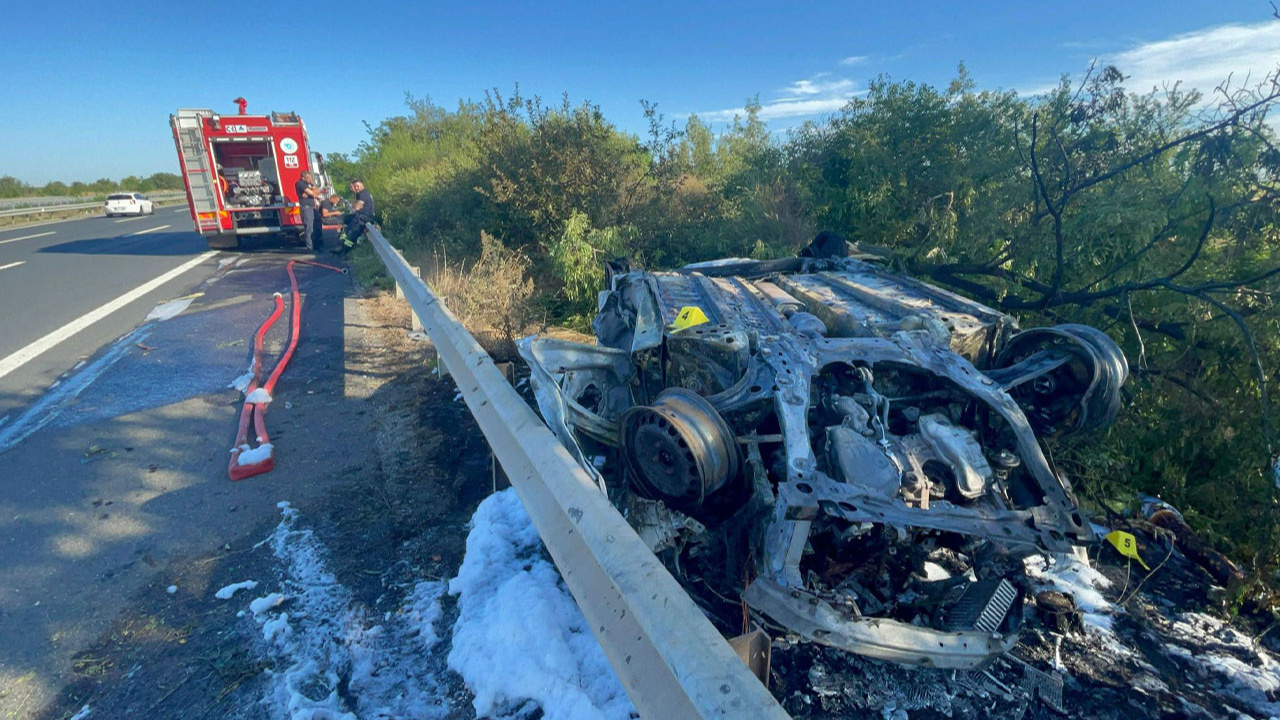 Tekirdağ'da kaza yapan otomobil yandı, sürücüsü öldü!