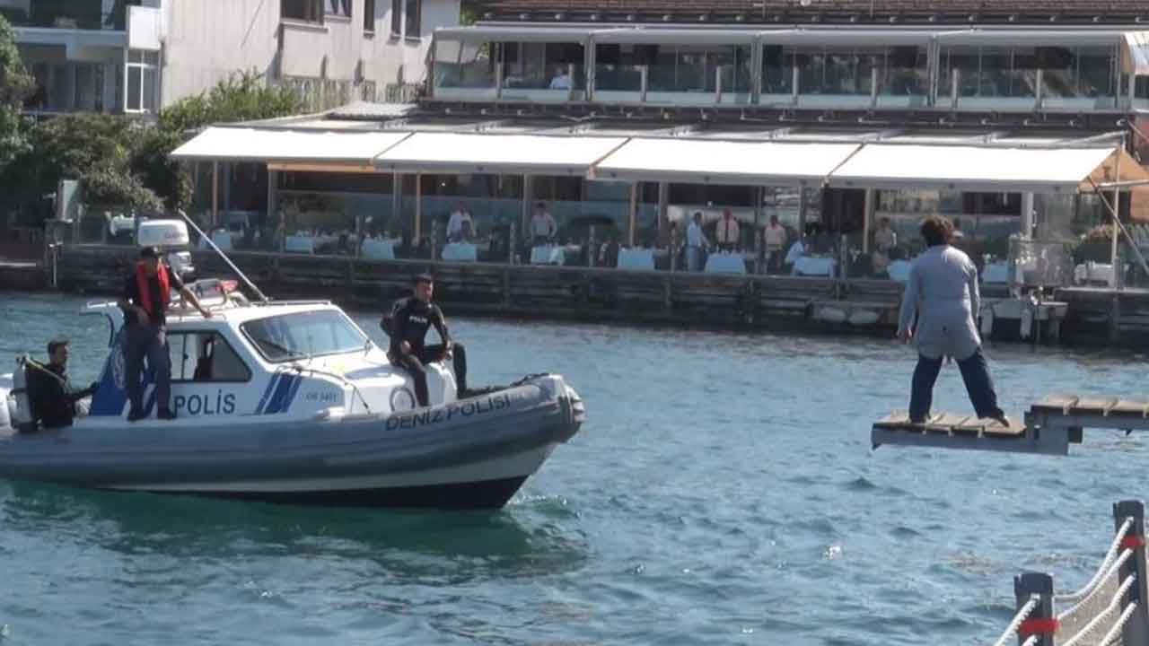 İstanbul Boğazı’nda bir garip intihar girişimi: İskeleden denize atlamak istedi
