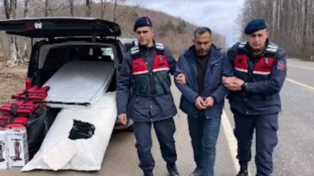 Göçmen kaçakçılarına ağır darbe! Bakan Yerlikaya duyurdu: 18 organizatör yakalandı!