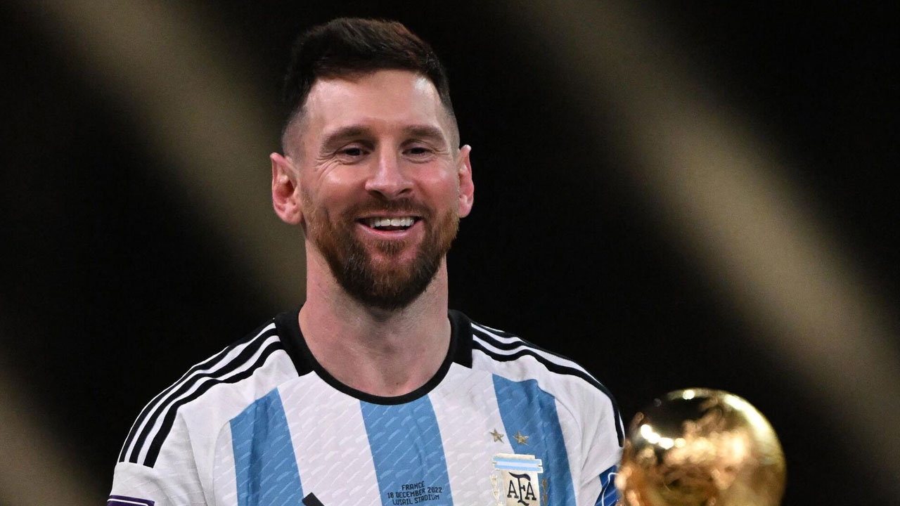 Inter Miami, Lionel Messi'yi transfer ettiğini duyurdu