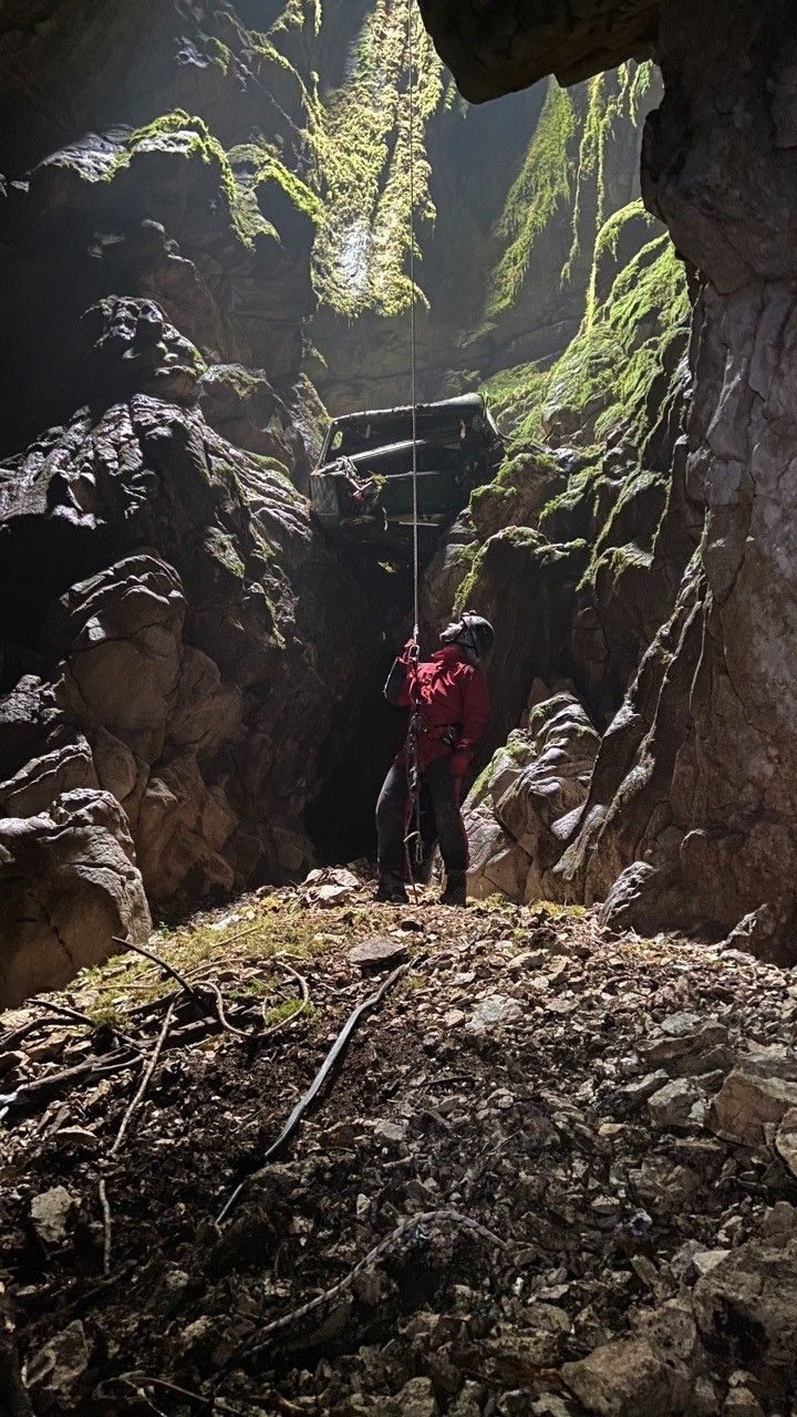 Antalya'da 50 metre derindeki mağaradan Murat 124 çıktı