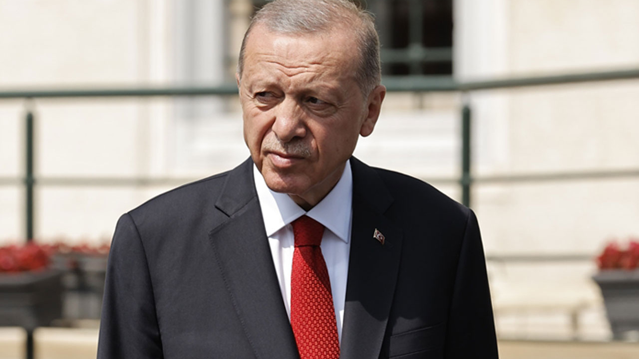 Cumhurbaşkanı Erdoğan'dan emekli zammı açıklaması! İçişleri Bakanı Yerlikaya'ya tam destek