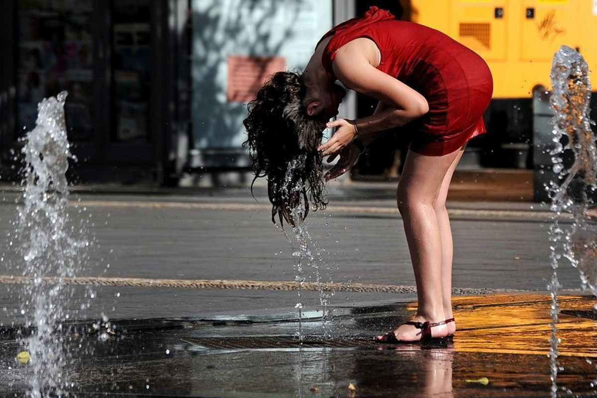 Meteoroloji'den sıcak uyarısı! Hava sıcaklığı 45 dereceyi aşacak, haritaya bakan korktu! "Ölümler normal hale gelecek"