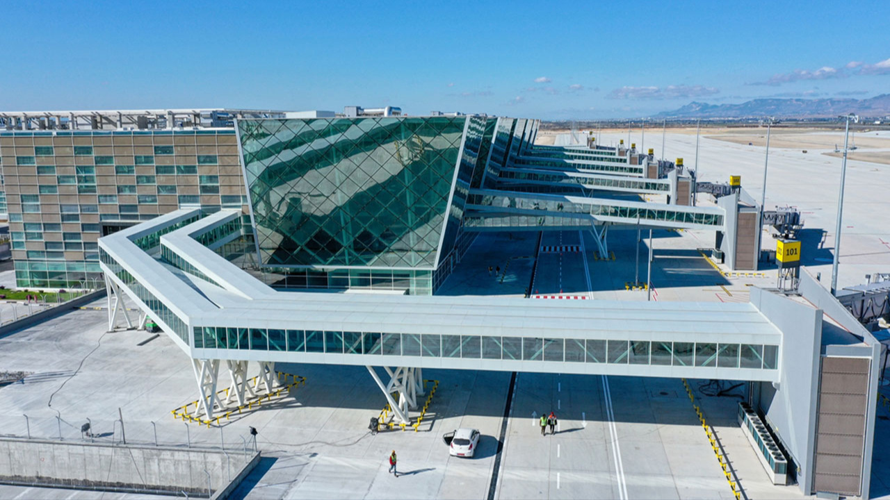 KKTC'de Ercan Havalimanı'nın yeni terminali ve pisti hizmete girecek!