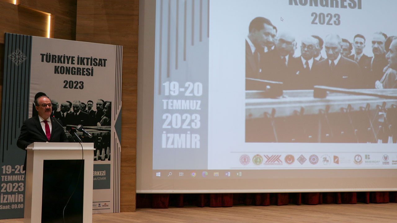 İzmir'de düzenlenen Türkiye İktisat Kongresi 2023 başladı