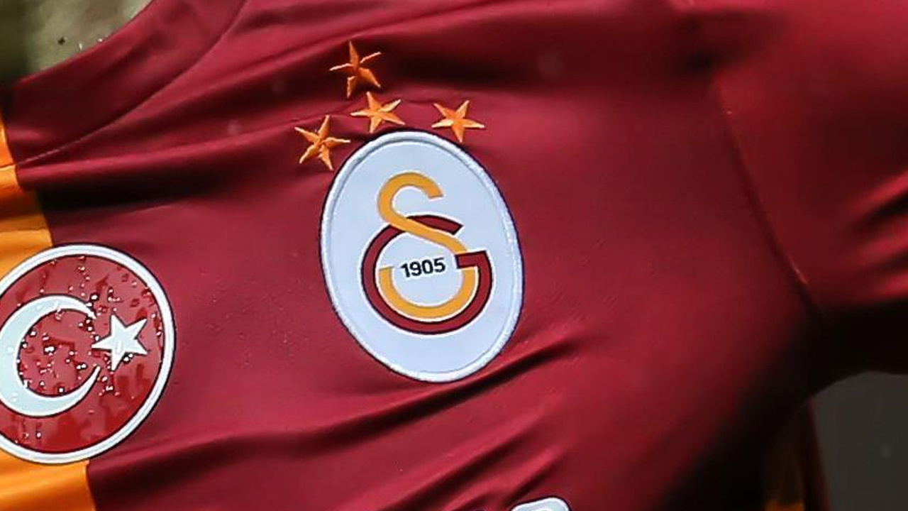 Galatasaray UEFA'ya kadro bildirimini yaptı