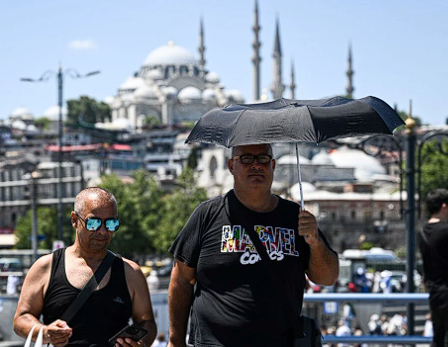 Eyvah, geri geliyor! Uzman 'çöl sıcaklarının etkisi altında geçecek' günleri açıkladı, Meteoroloji'den de uyarı geldi