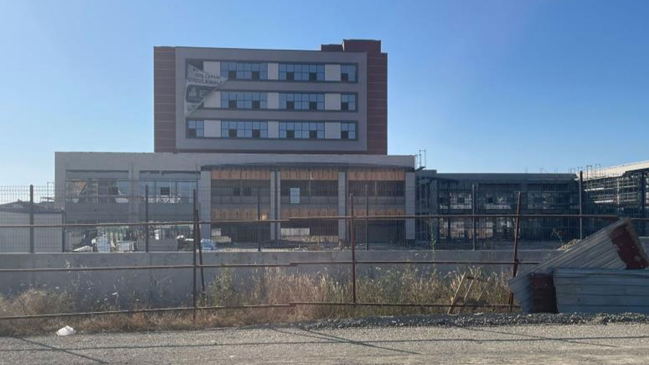 Tekirdağ'da devlet hastanesi inşaatını soydular!