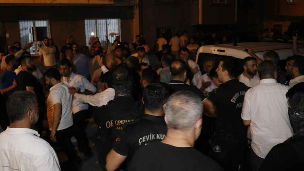 Adana'da sıcak dakikalar! HÜDA PAR’ın il sekterini öldüren ve il başkanını yaralayan kişinin evine saldırı