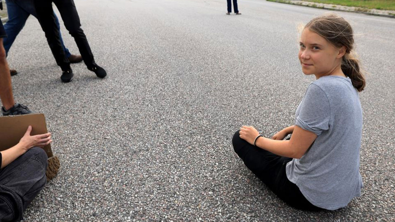 Çevre aktivisti Greta Thunberg’e para cezası!